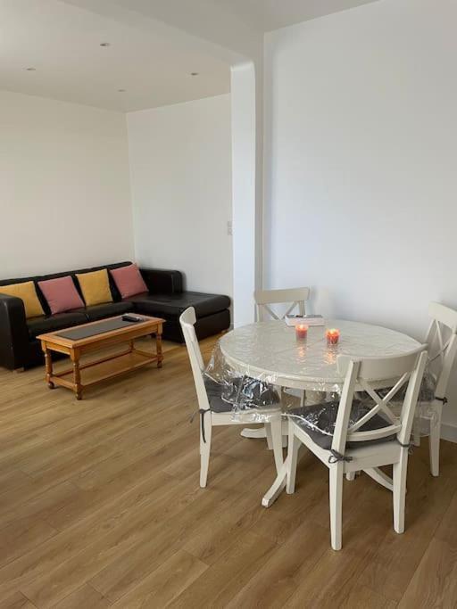 Paris Centre Clamart Hopital Percy Appart 2 Pieces Tres Lumineux Grand Экстерьер фото